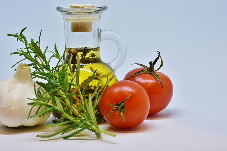 pomodori aglio e olio per la dieta keto